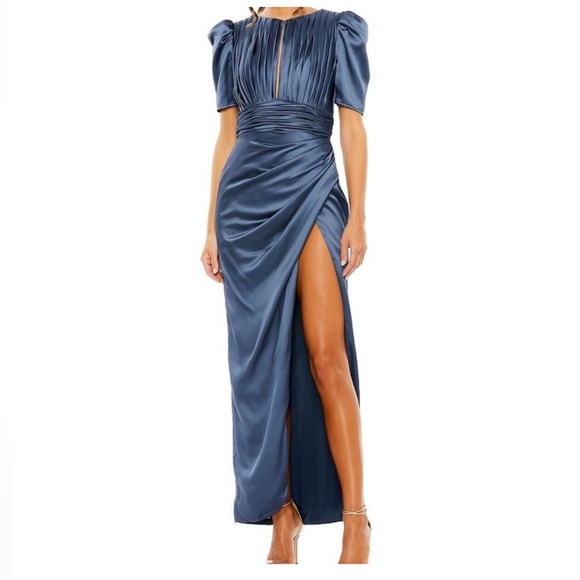 MAC DUGGAL PUFF SLEEVE PLEATED BODICE DRAPED GOWN IN MIDNIGHT BLUE SIZE 14 - Picture 16 of 16